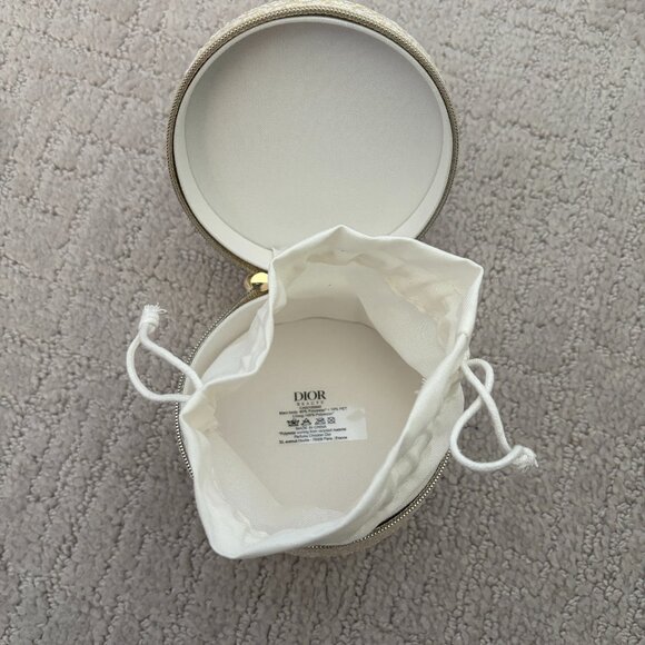 Christian Dior Round Box with Pouch - New in Box - Picture 2 of 6